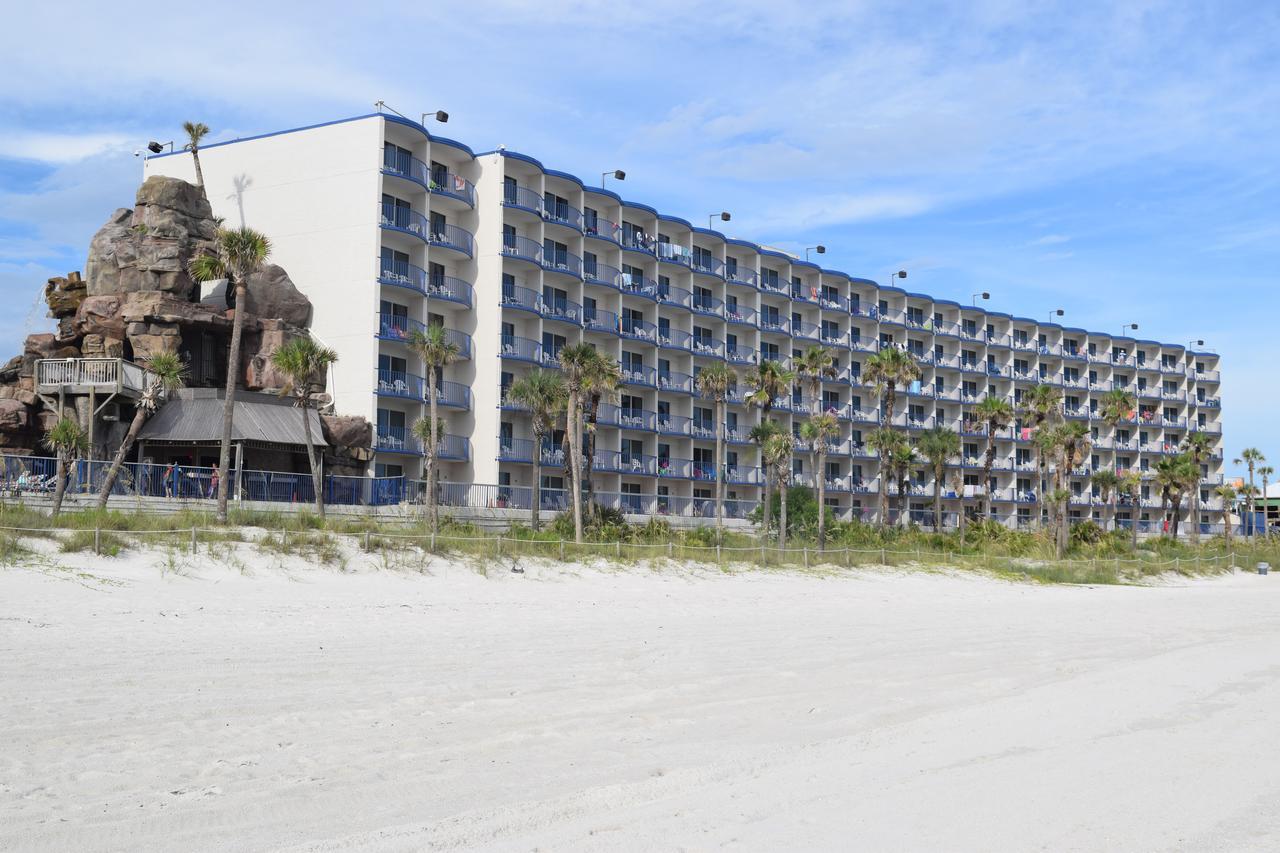Days Inn By Wyndham Panama City Beach/Ocean Front Exterior foto
